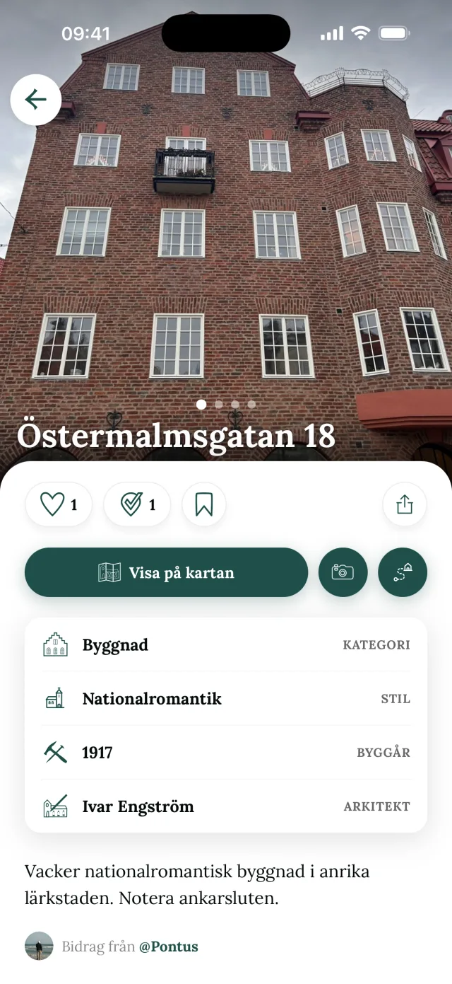 En plats med foton, stil, byggår och arkitekt