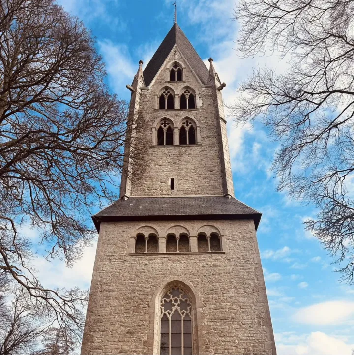 Dalhems kyrka